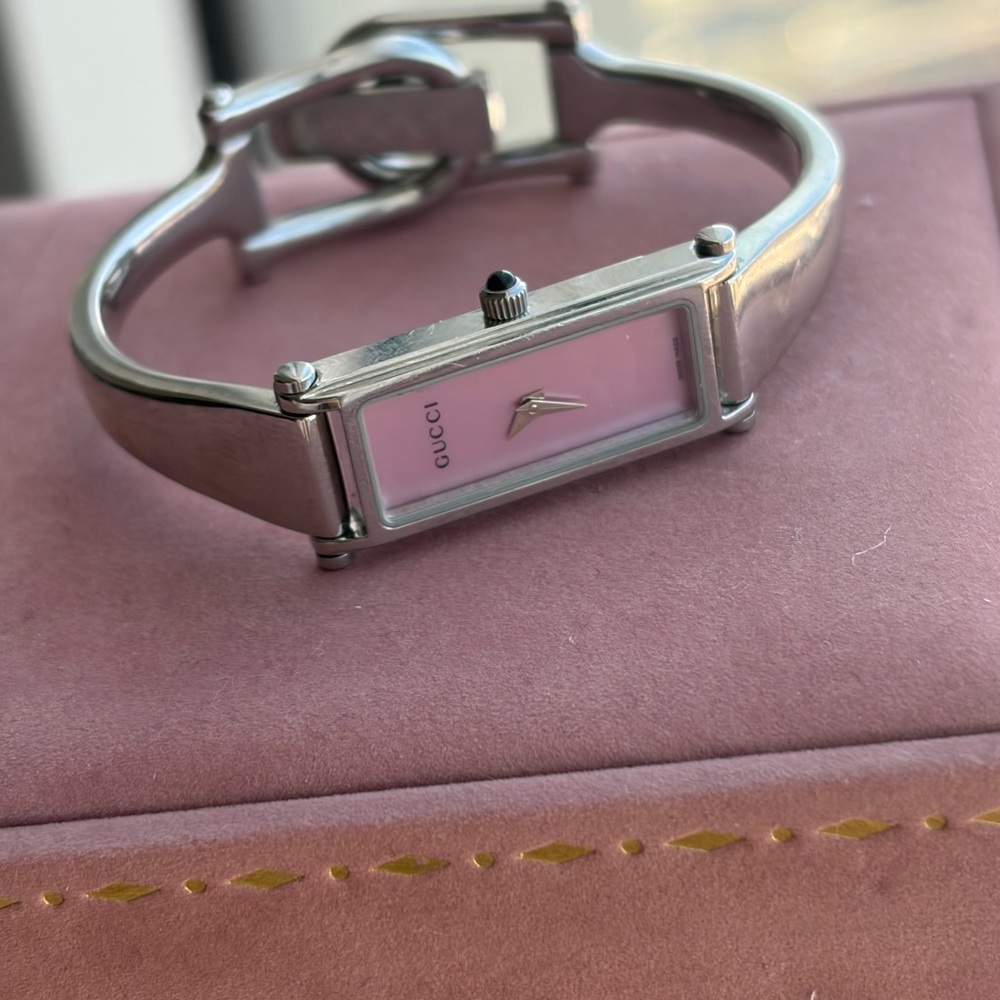 GUCCI 1500L Quartz 12mm Pink Shell/Silver Square Women Watch - Picture 7 of 7